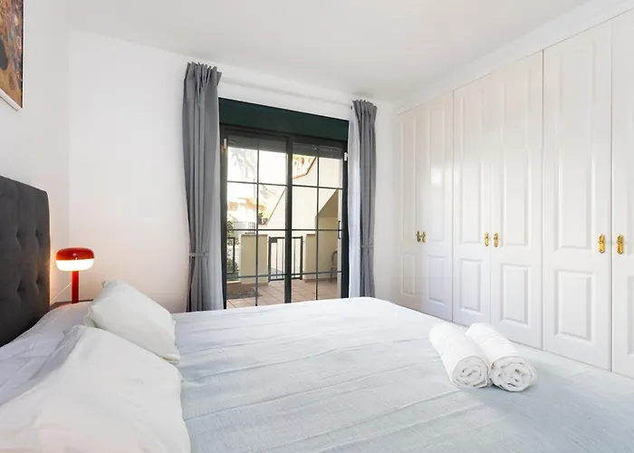 Home2book Calm Living With Terraces 아파트 *