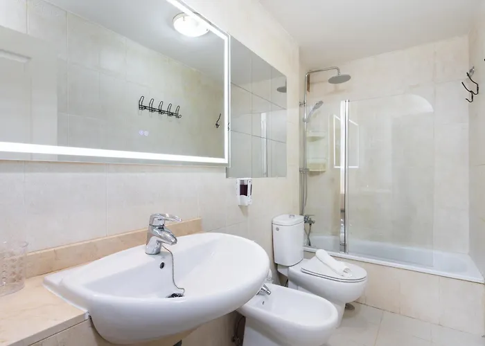 아파트 Home2book Calm Living With Terraces *