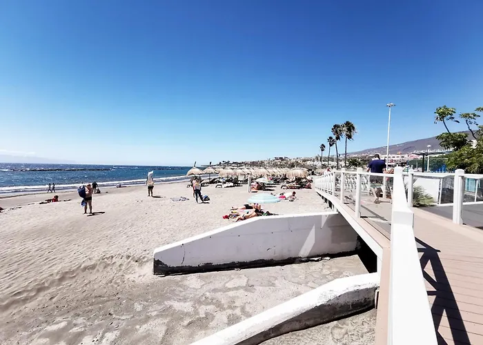 Home2book Calm Living With Terraces 아파트